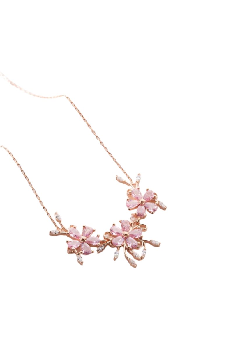 Nereze | Sparkling Model Pink Stone 3-Piece Flower Necklace