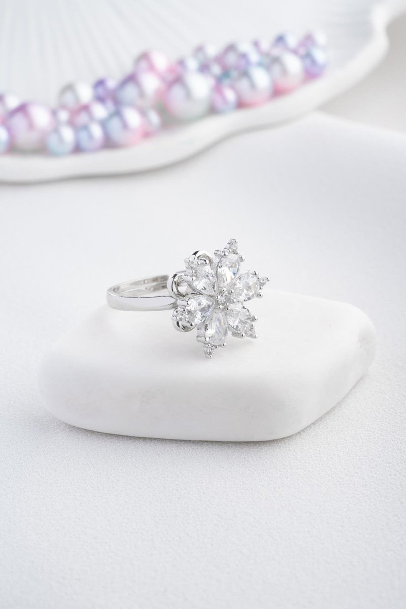 Nereze | White Zircon Stone Rotating Camellia Flower Adjustable Size Ring