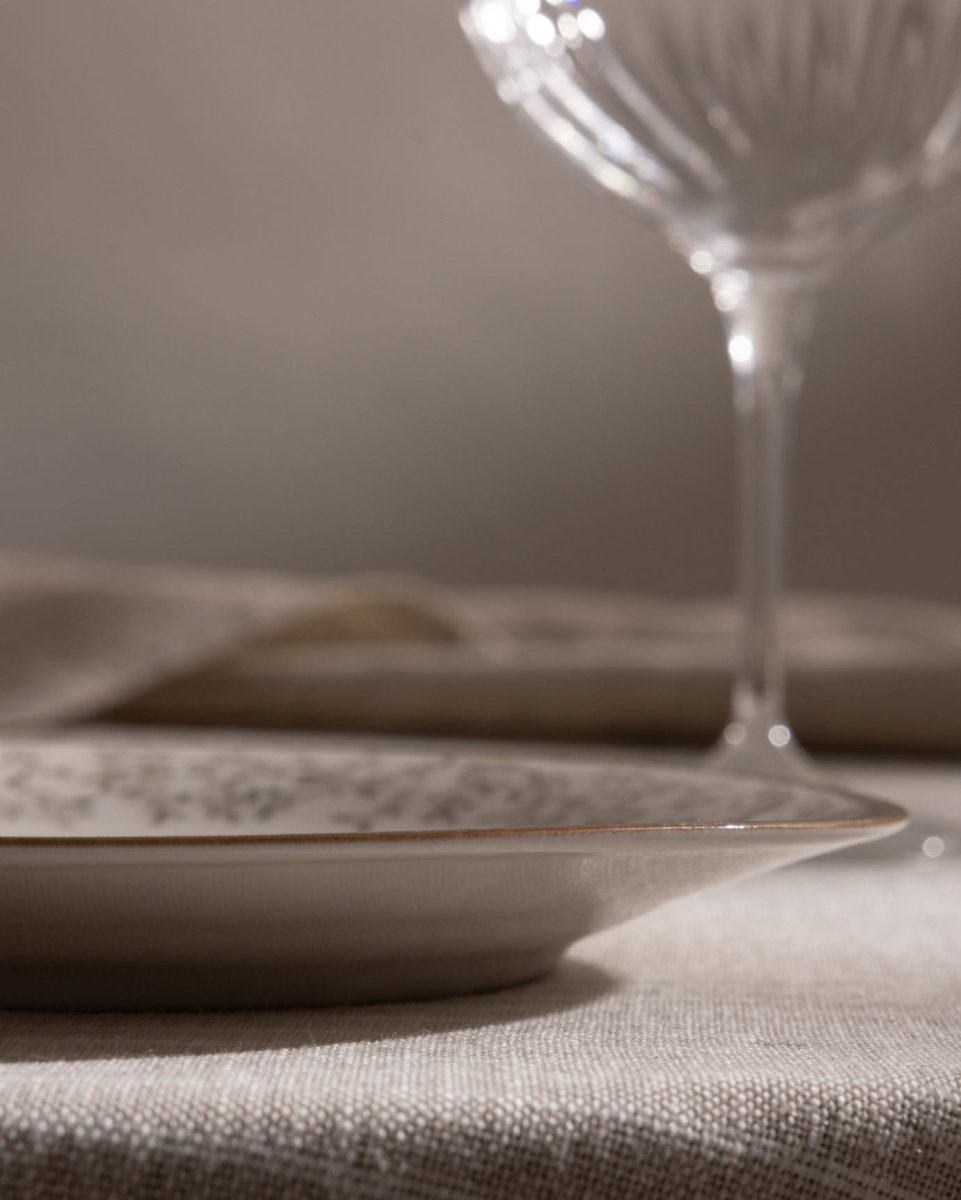 New Bone China 6 - Piece Dessert Plate Set - Modern Minimalist - TryAladdin