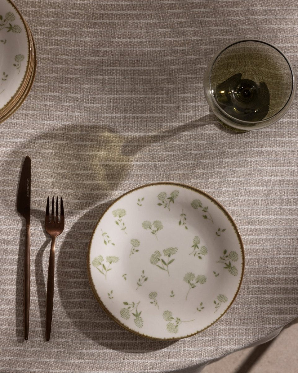 New Bone China Dessert Plate Set - Fleur Floral Pattern - TryAladdin
