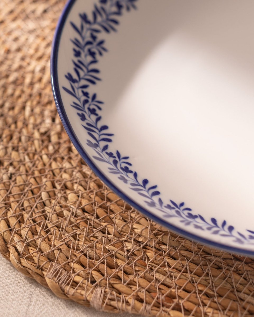 New Bone Porcelain Dinner Plate - Rêve Bleu Crown Pattern - TryAladdin