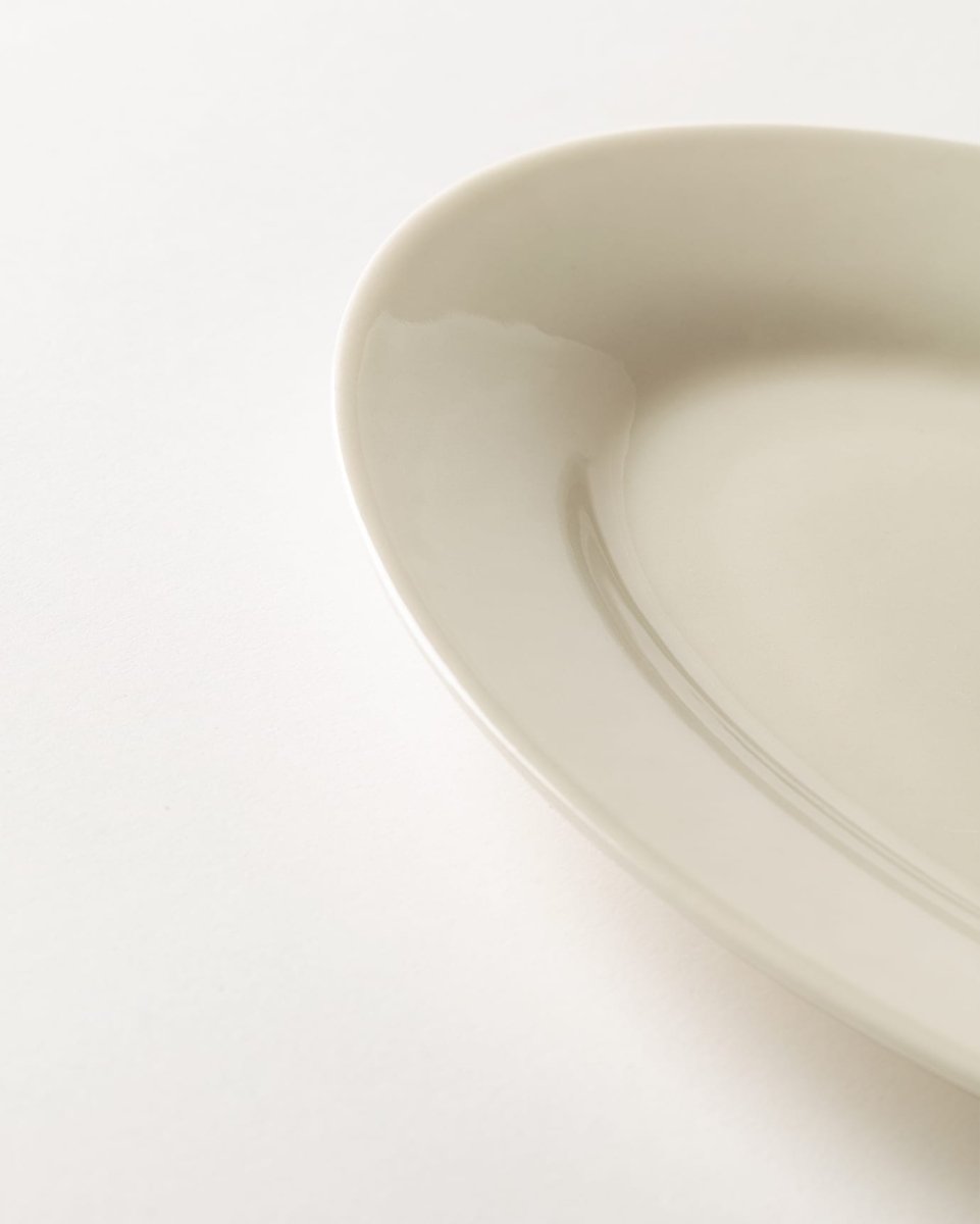 New Bone Porcelain Oval Serving Plate - Modern Minimalist - TryAladdin
