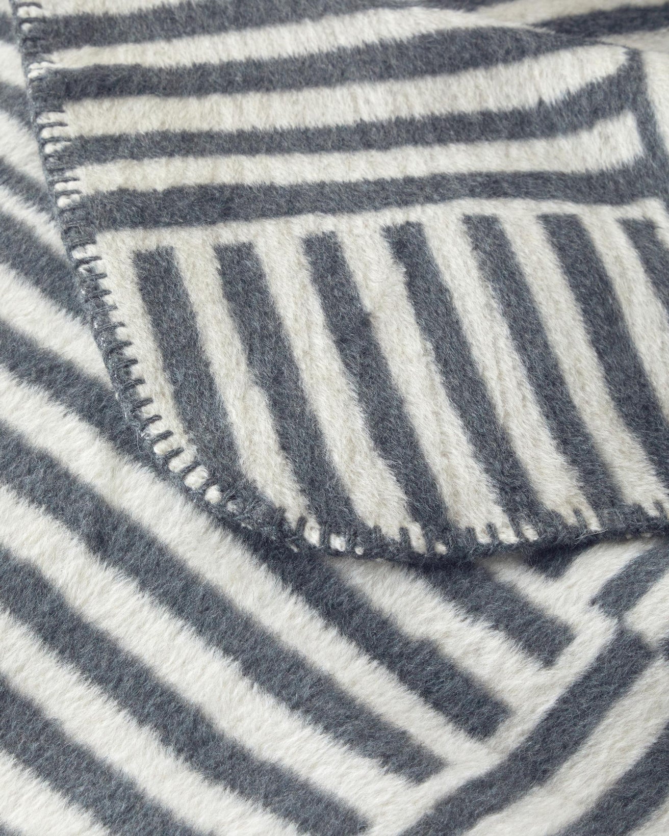 Premium Comfort Acrylic Cotton TV Throw Blanket