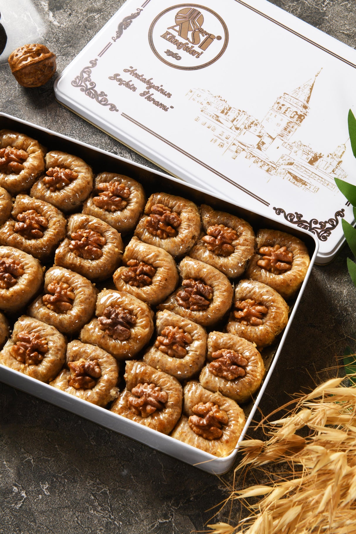 Asi | Nightingale Nest Walnut Baklava in Gift Metal Box