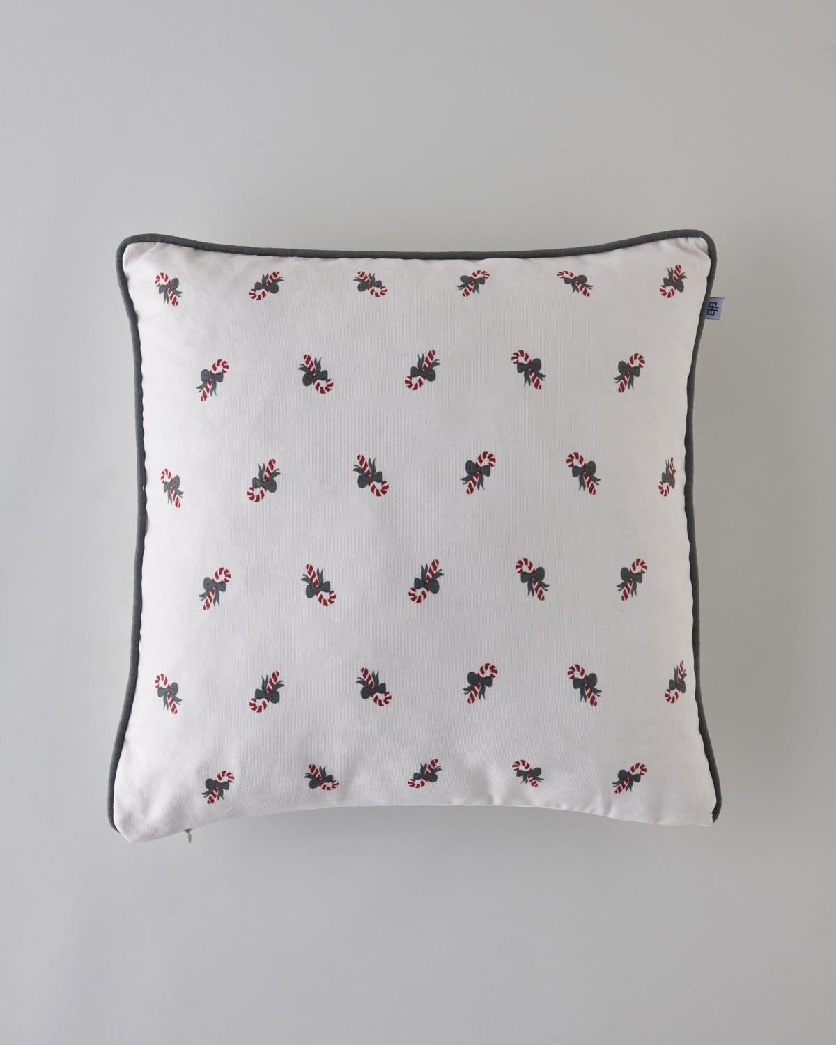 Premium-Textile-Square-Decorative-Cushion-Cover-Red