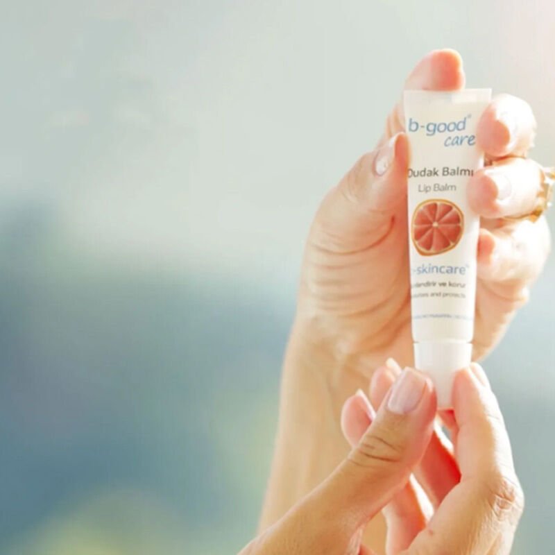 Nourishing & Hydrating Lip Balm with Shea Butter, Squalane & Vitamin E - TryAladdin