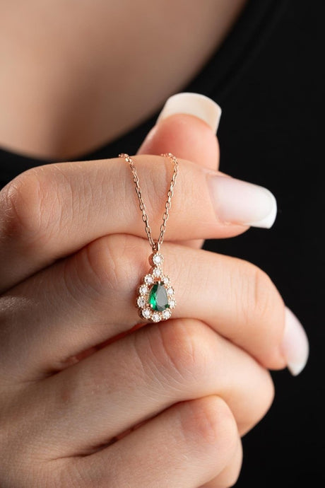 NRZ | 925K Sterling Silver Diamond Montage Drop Green Zircon Stone Necklace