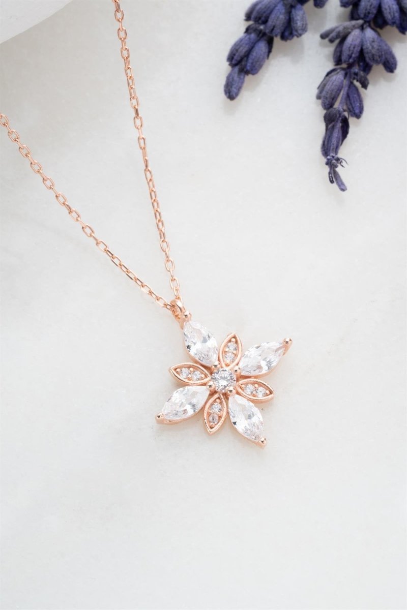 NRZ | 925K Sterling Silver Hope Flower Necklace with White Zircon Stones