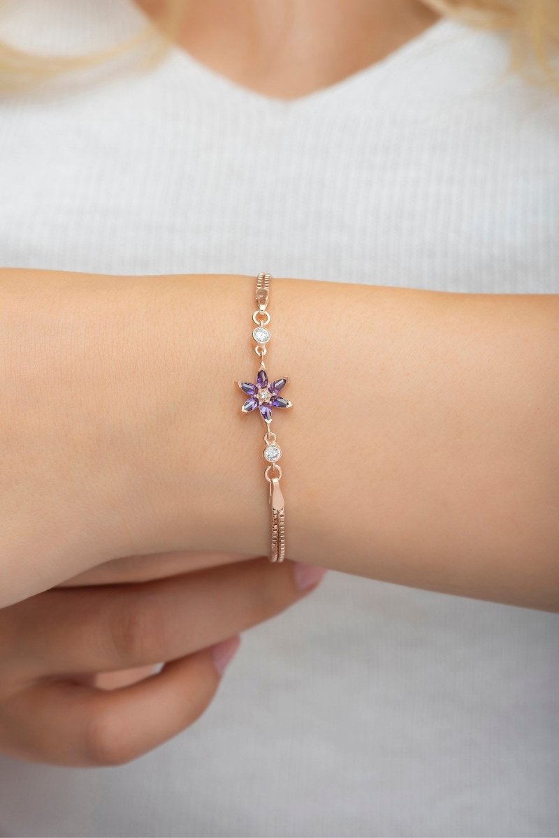 NRZ | 925K Sterling Silver Lotus Flower Bracelet with Purple Stone