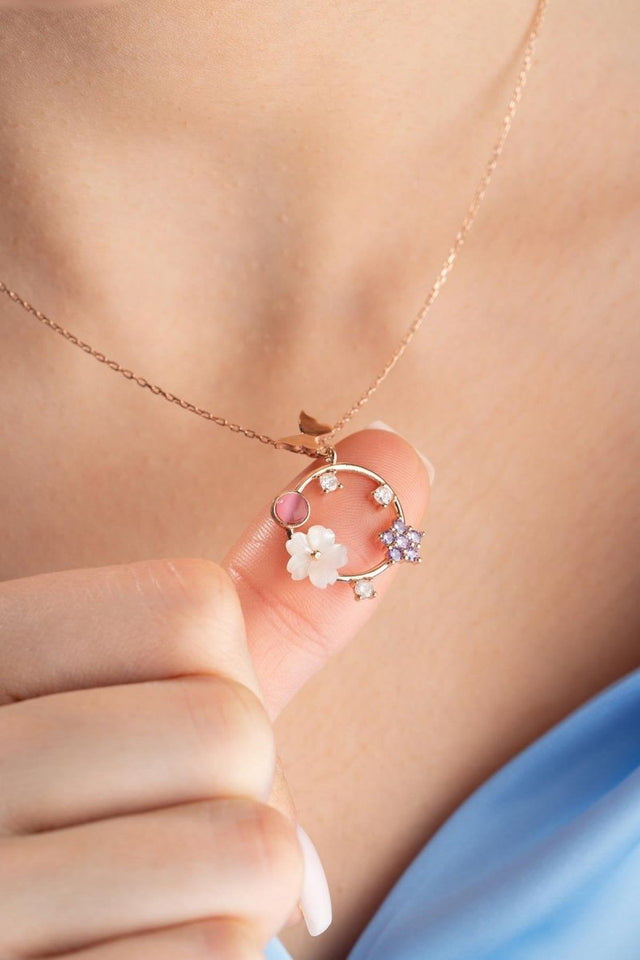 NRZ | 925K Sterling Silver Magnolia Blossom Circle Spring Flower Necklace with Butterfly Detail