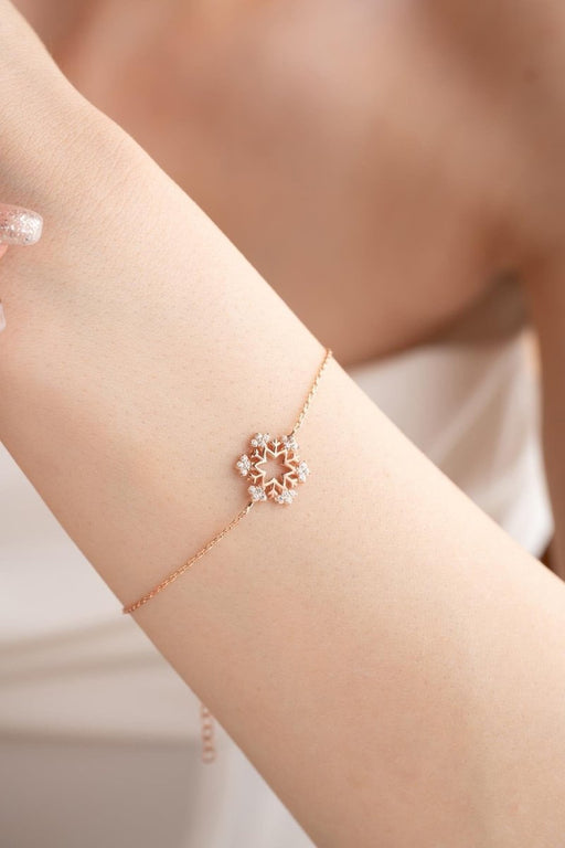 NRZ | 925K Sterling Silver Rose Snowflake Design Bracelet