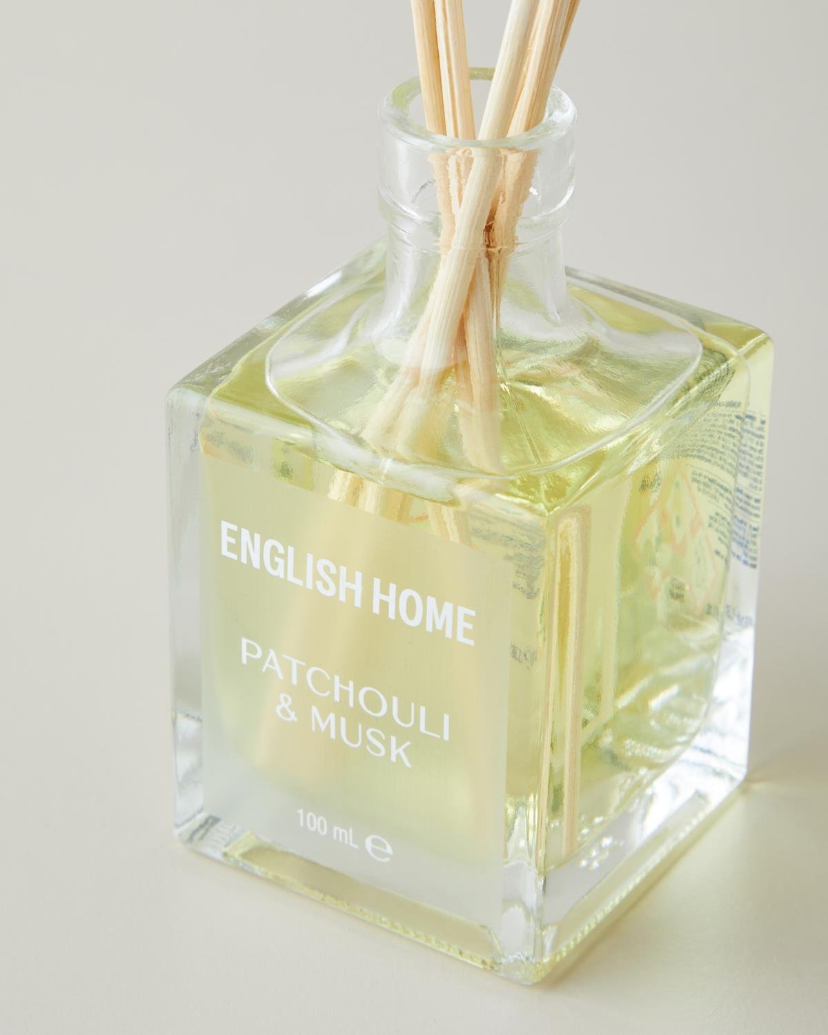 Premium Patchouli Musk Reed Diffuser - Aromatic Home Fragrance