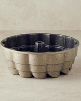 Professional Cast-Iron Decorative Cake Mold - 26cm Gold-Silver Finish