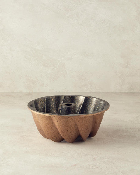Professional-Cast-Aluminum-Cake-Mold-Gold-Finish-Patisserie-Grade