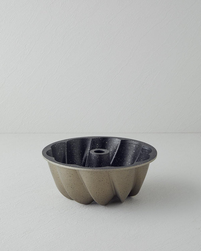 Professional Cast Cake Mold - 25cm Gold Silver Finish