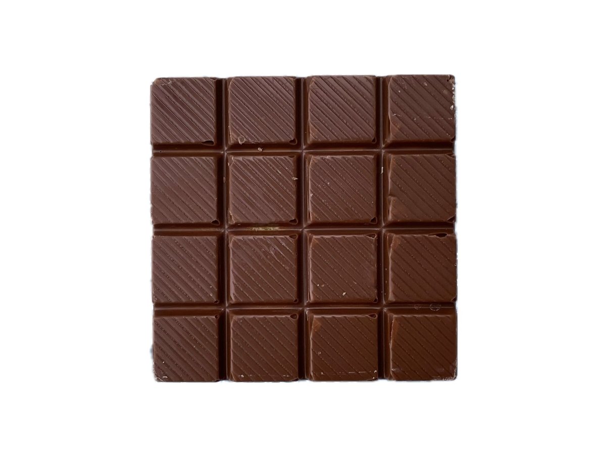 Peanut Praline Dubai Chocolate Bar – Crispy & Nutty Delight