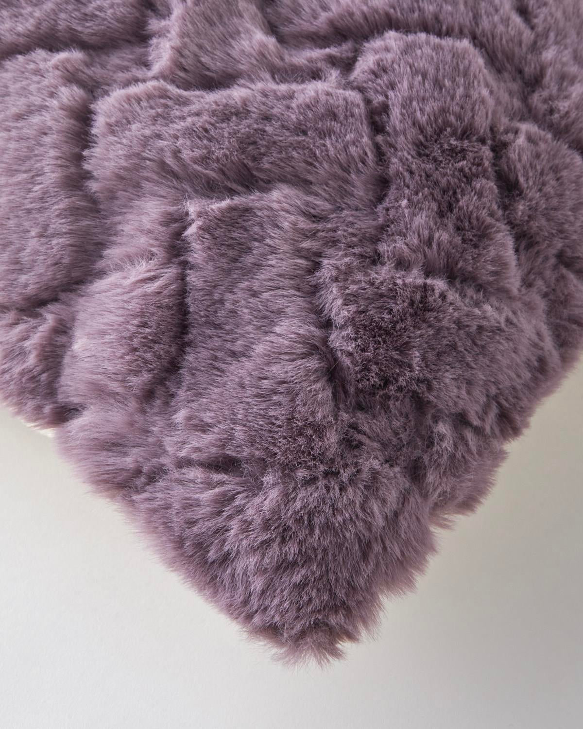 Premium Plush Decorative Pillow Cover   Lilac