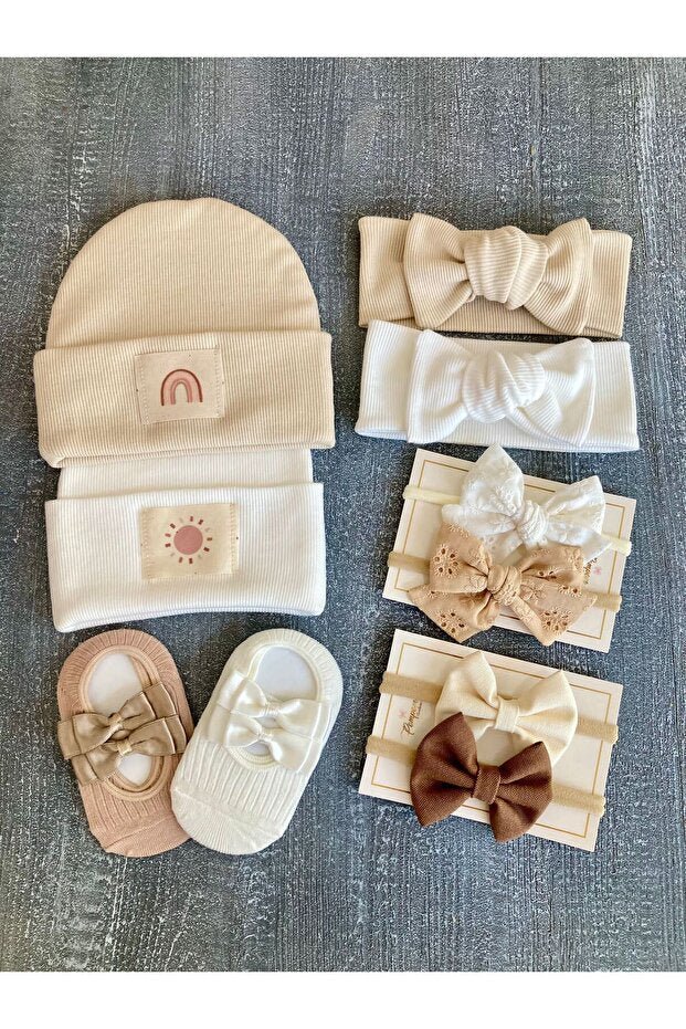 Pempem Baby Gift Set: Soft Tone Beanie, Headband & Socks (0 - 1 Age) - TryAladdin