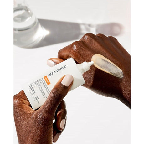 Physical Sunscreen - Anti - Aging Broad Spectrum SPF 50+ with PHA & Green Tea - TryAladdin