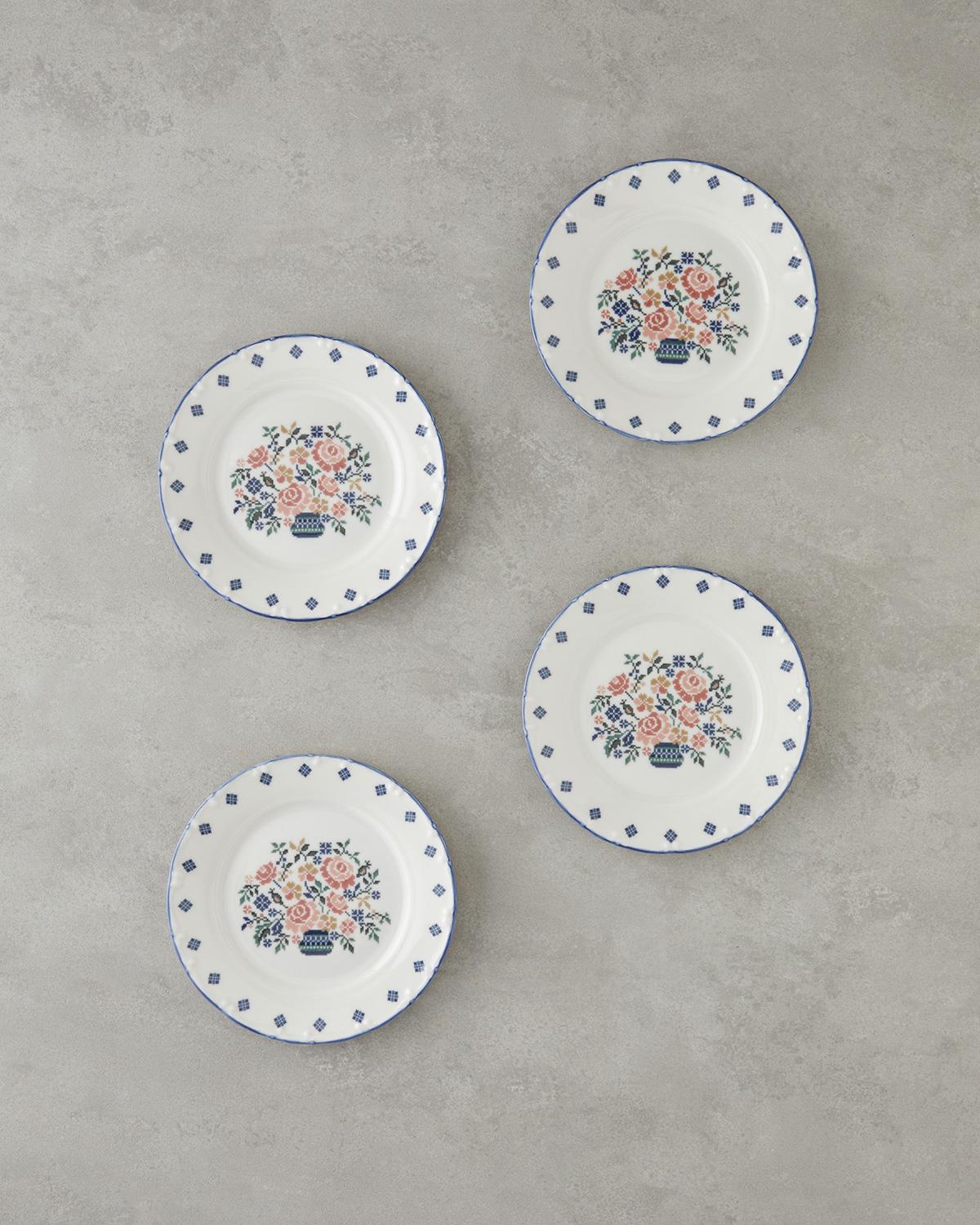 Premium-Pixel-Pattern-Porcelain-Dessert-Plate-Set-4-Piece