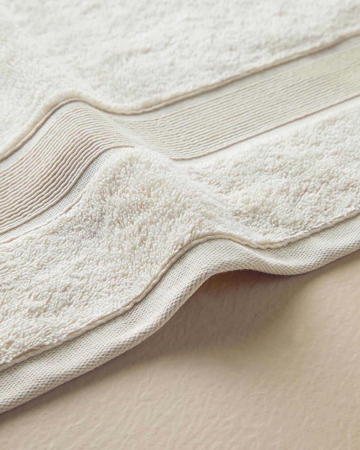 Professional Grade Premium Soft Plush Cotton Face Towel