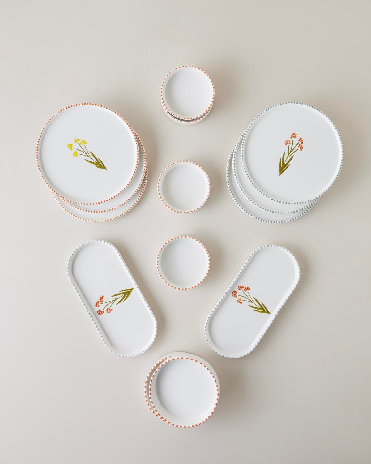 Professional Grade Ceramic Breakfast Dinnerware Set 14 Piece 6 Person Colorful