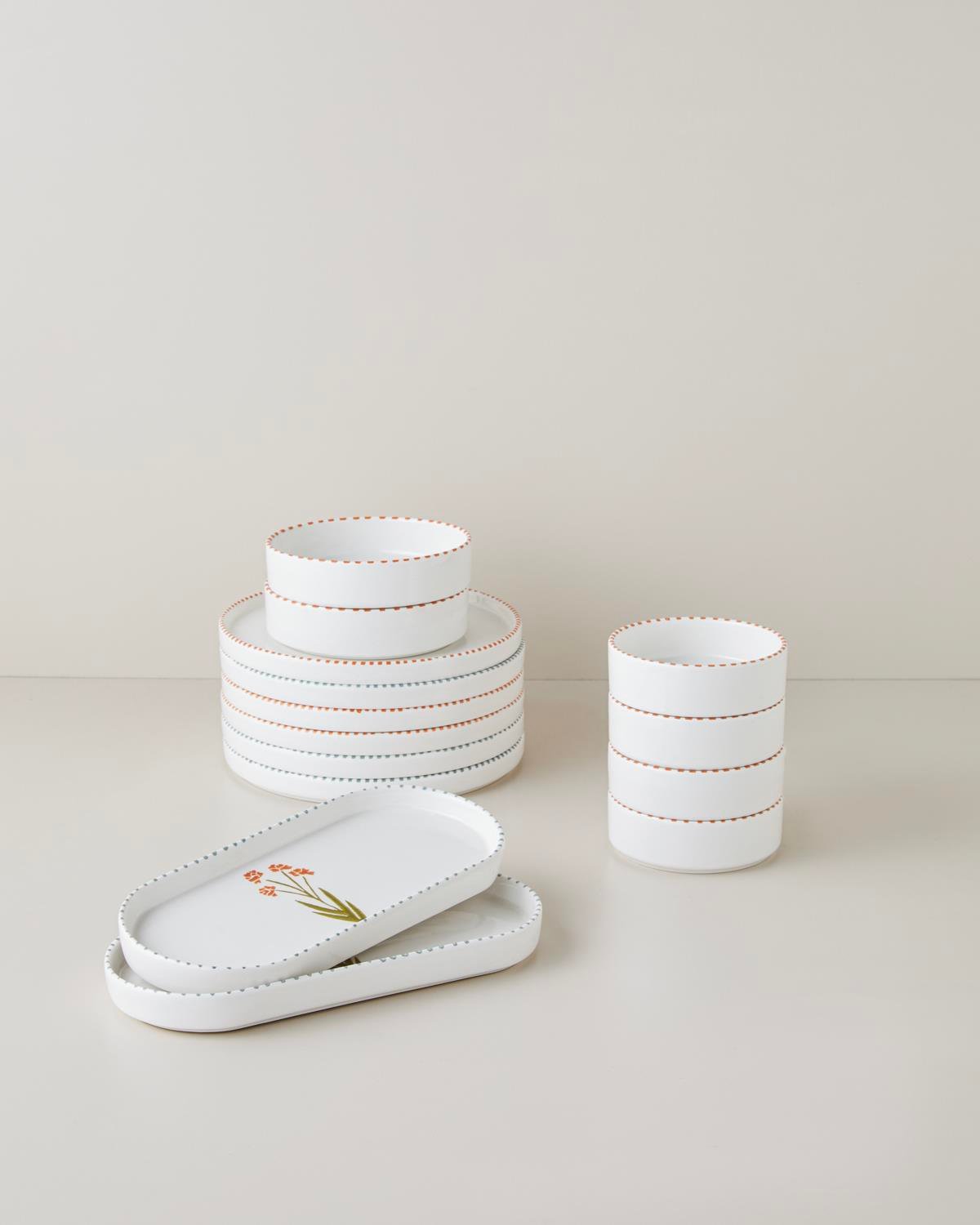Professional Grade Ceramic Breakfast Dinnerware Set 14 Piece 6 Person Colorful