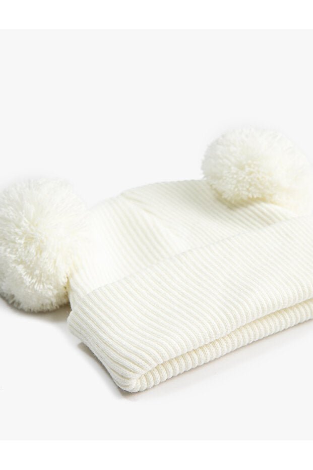 Pom - Pom Knitted Beanie - cozy Winter Headwear - TryAladdin