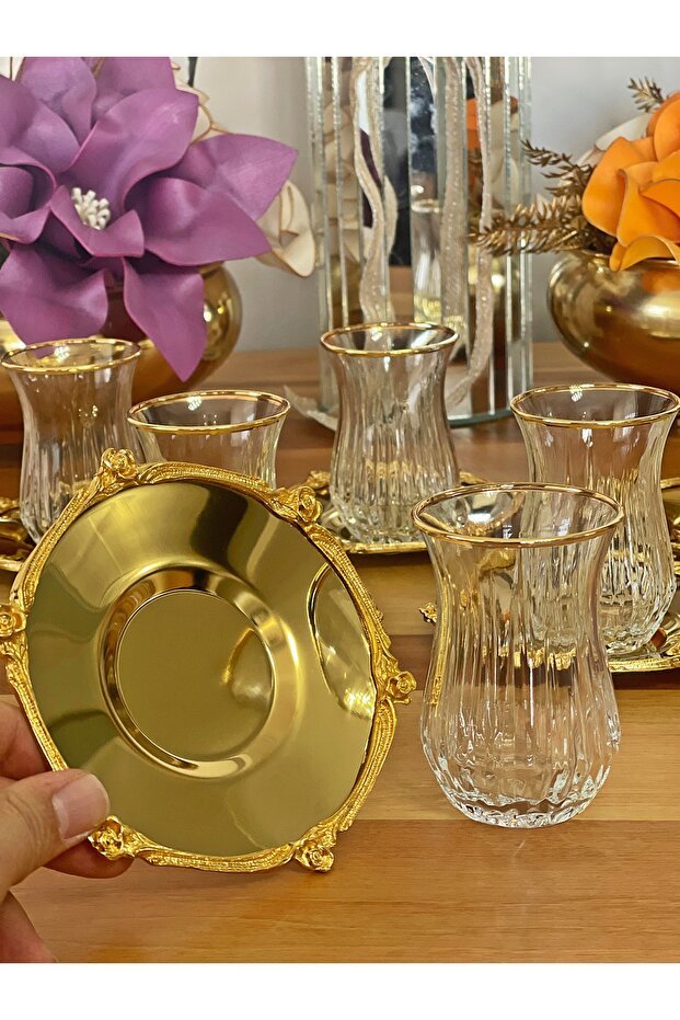 P&ora Premium Gold Detailed Glass Tea Set with Metal Saucers - 12 Piece - TryAladdin