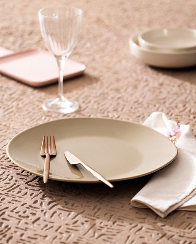 Porcelain Serving Plate - Contemporary Souci Style for Elevated Dining - TryAladdin
