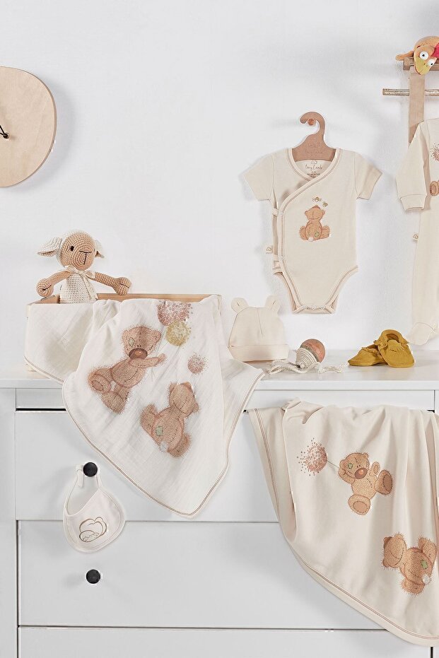 Premium Fluffy Bear Unisex 10 - Piece Organic Cotton Newborn Layette Set - TryAladdin