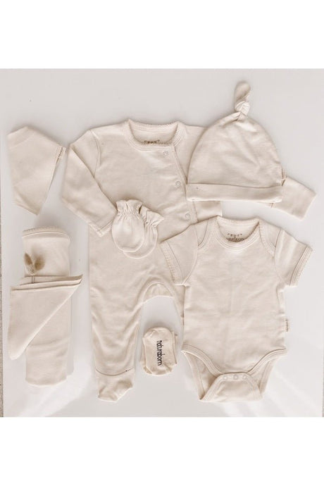 Premium GOTS Organic Newborn Girl Baby Essentials Set - TryAladdin