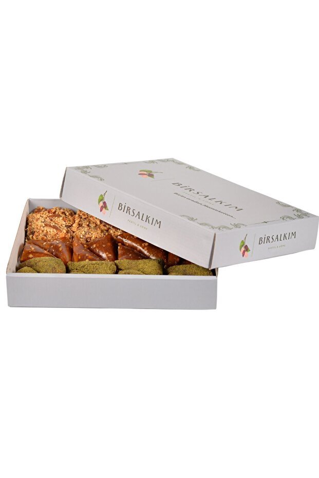 Premium Gumushane Mixed Fruit & Nut Muska Delicacy - 500g - TryAladdin