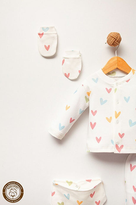 Premium Heart Pattern Newborn Baby Hospital Departure Set - TryAladdin