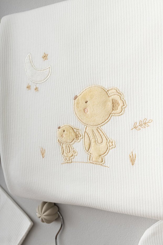 Premium Newborn 10 - Piece Layette Gift Set - Moon & Rabbit Pattern - TryAladdin