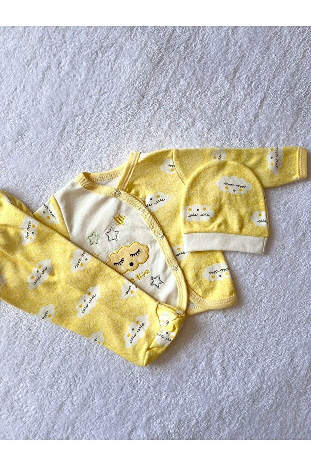 Premium Newborn Baby Hat & 3 - Piece Outfit Set - 0 - 3 Months Wholesale - TryAladdin