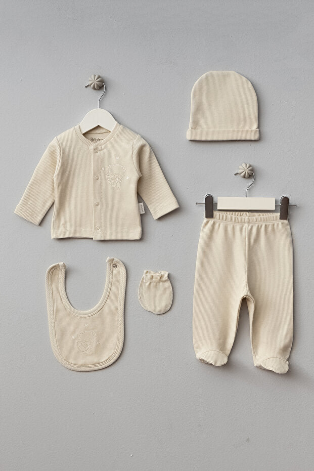 Premium Newborn Heart Pattern 5 - Piece Cotton Set - 500g - TryAladdin