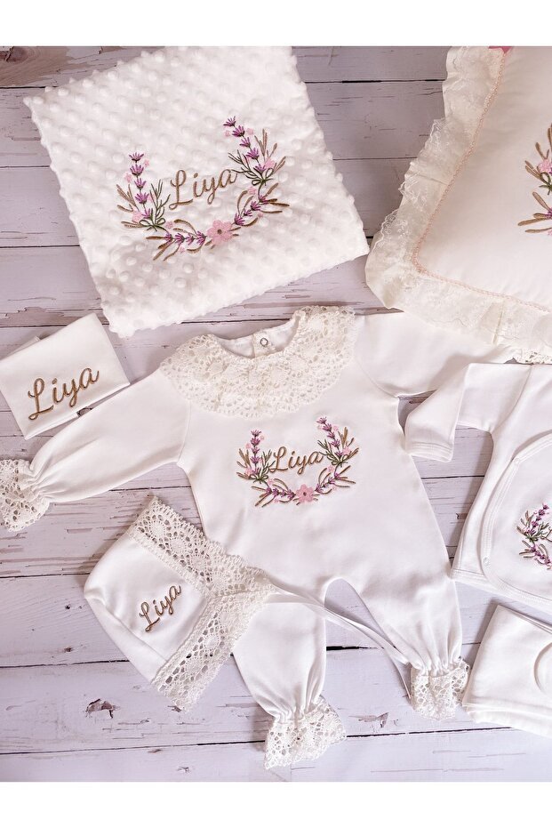 Premium Newborn Lace Baby Welcome Set - TryAladdin