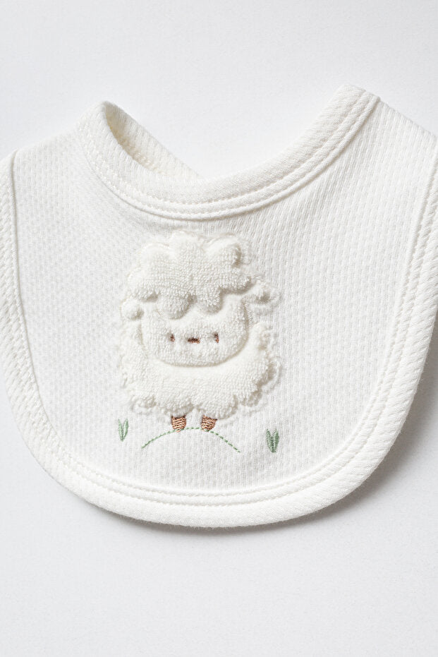 Premium Newborn Lamb Design 5 - Piece Layette Set - Wholesale Collection - TryAladdin