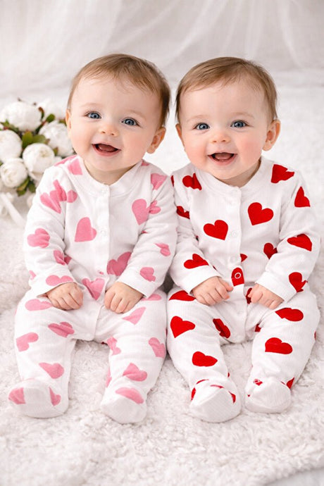 Premium Organic Cotton Baby Girl Bodysuit Jumpsuit Set - Heart Pattern - 4 Piece Pack - TryAladdin