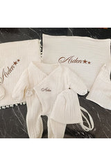 Premium Personalized Muslin Baby Gift Set - 6 Pieces - TryAladdin