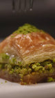 Karakoy Gulluoglu | Tyrkisk Varig Baklava med Pistacie