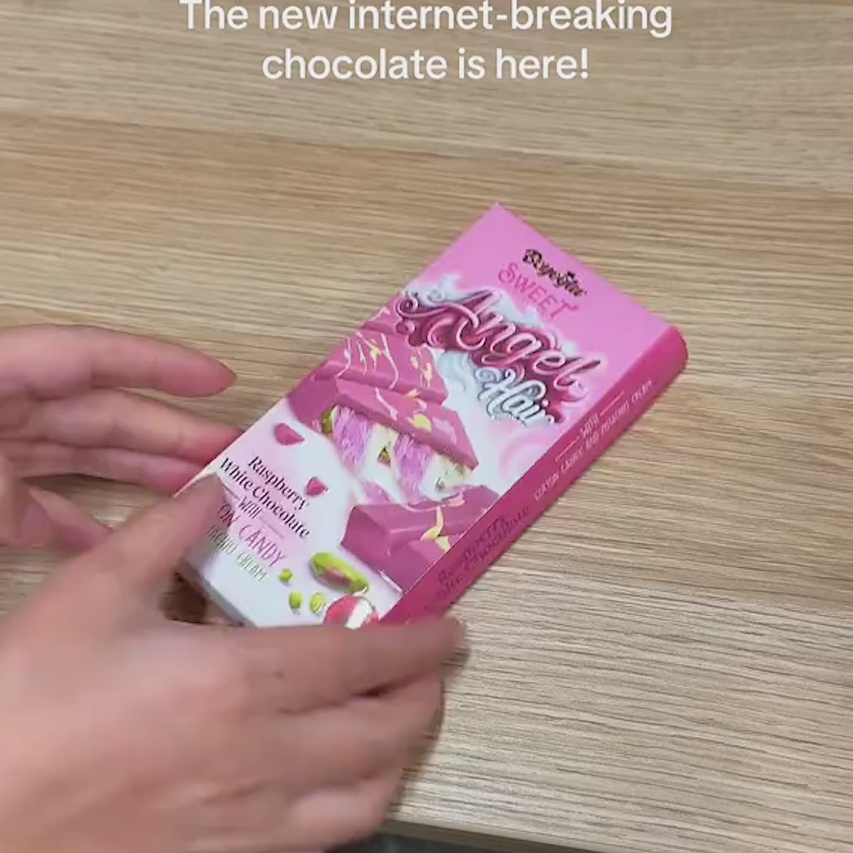 Beyoglu | Angel Hair Hindbær Chokolade med Cotton Candy og Pistaciecreme