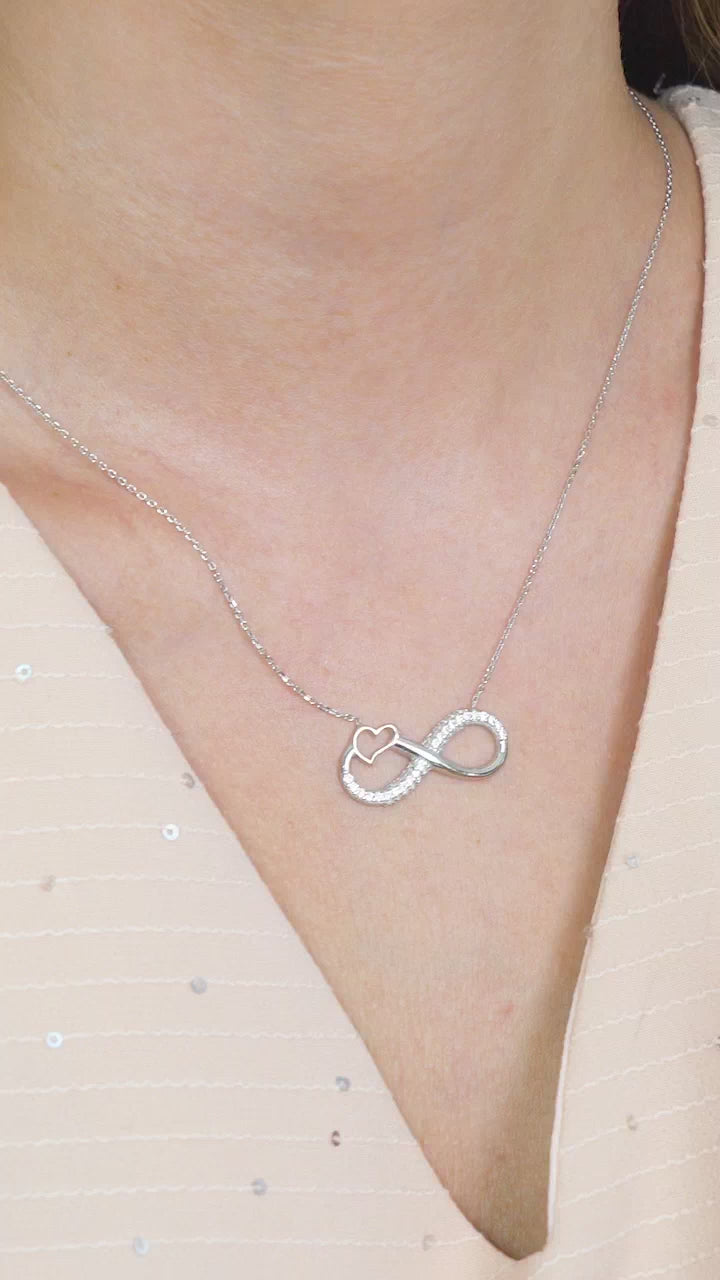 Taki | Silver Heart Infinity Necklace Eternal Love Necklace