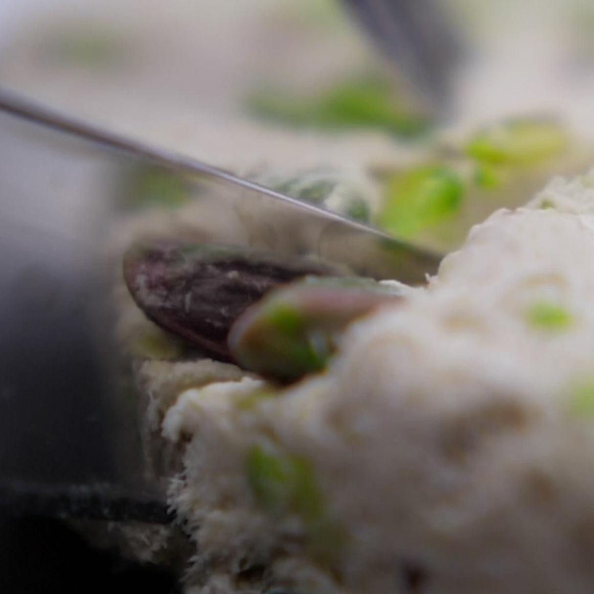Haci Bekir Halva aux Pistaches - Fabriqué à partir de Graines de Sésame Locales - Sans Gluten et Végétalien