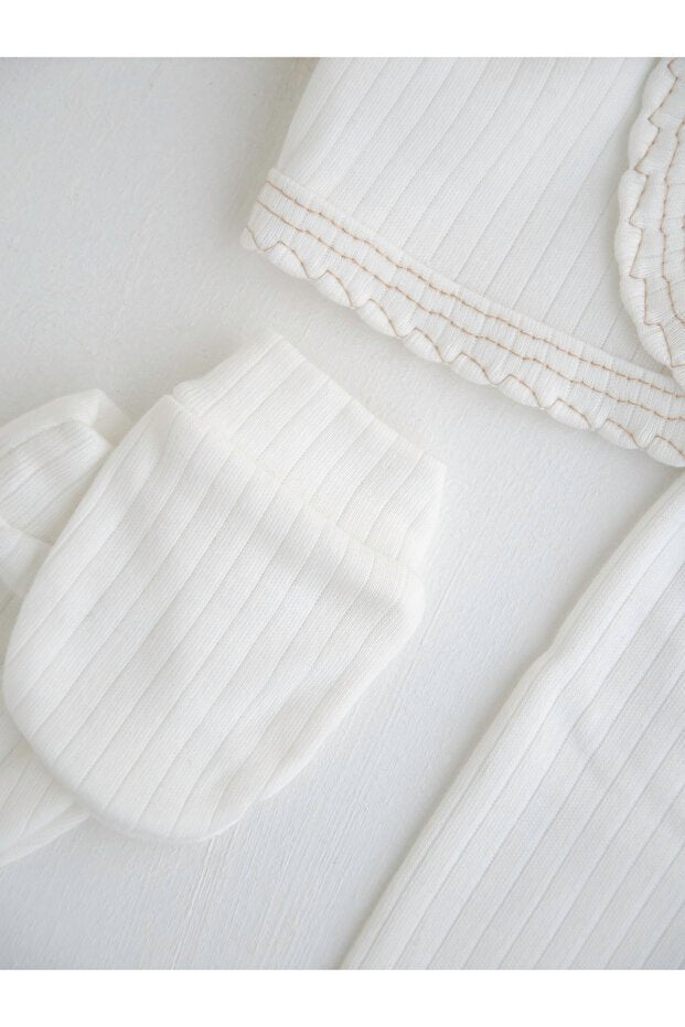 Professional Organic Cotton Newborn 5 - Piece Layette Set - TryAladdin