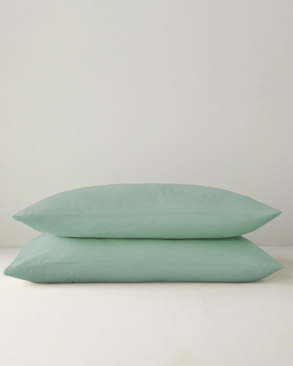 Professional Grade Cotton Pillowcase Set 50x70cm Sage Green