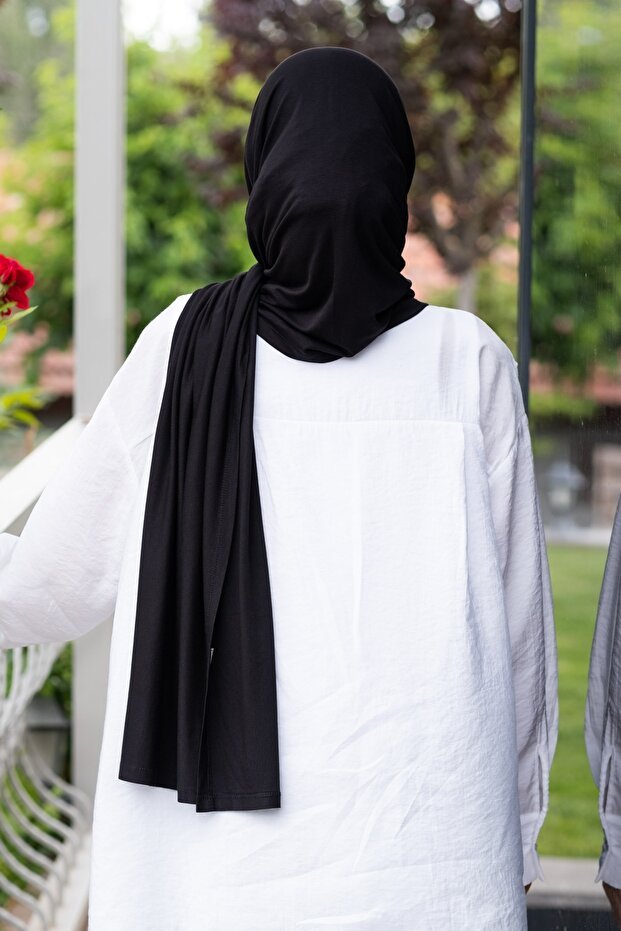 Ready Viscose Hijab - Lightweight & Practical Black Scarf - TryAladdin