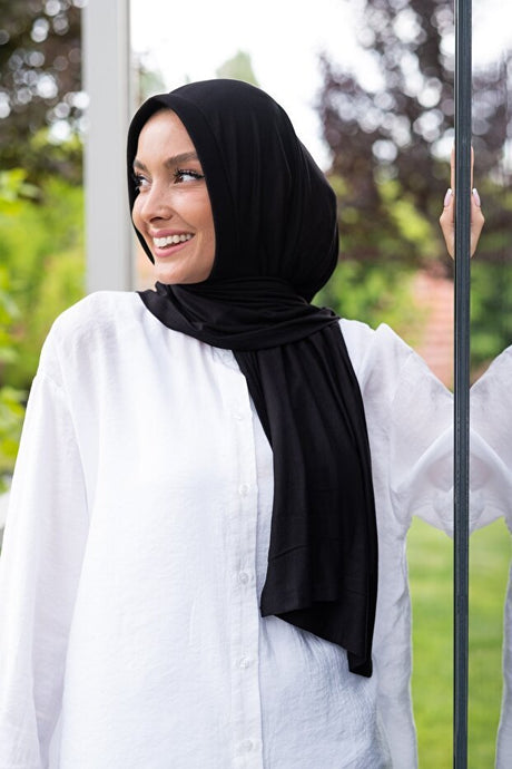 Ready Viscose Hijab - Lightweight & Practical Black Scarf - TryAladdin