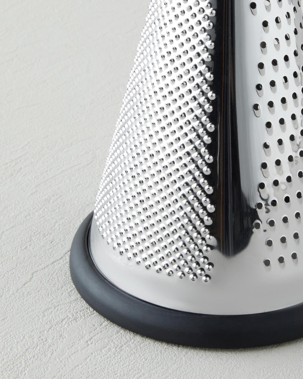 Professional Grade Stainless Steel Grater   23cm Black